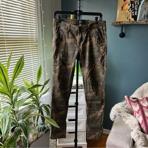 Camo American Bazi Skinny Jeans Sz 9